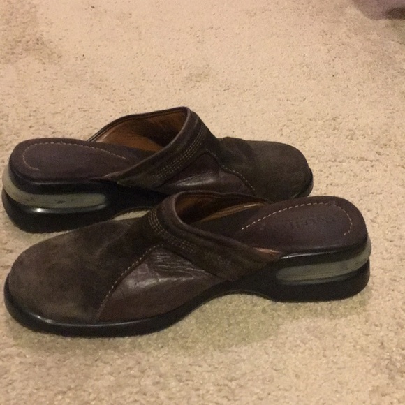 Cole Haan  Air slides size 7.5 - Picture 2 of 5